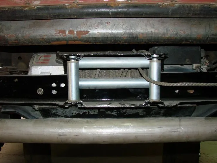 Closeup view of the winch