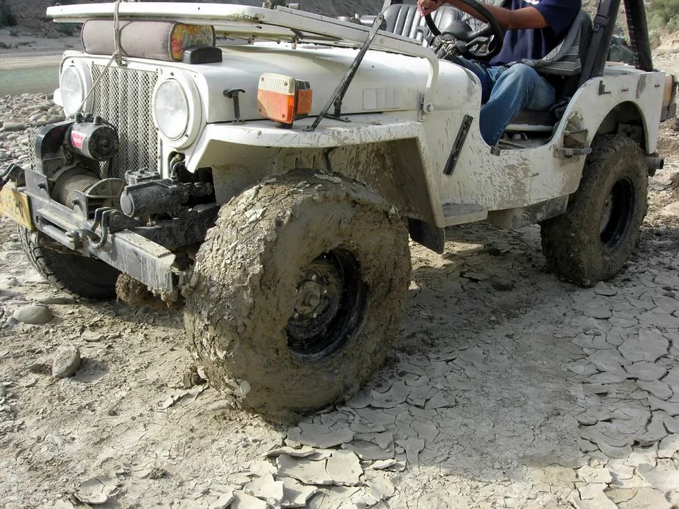 A post-stuck view of 1952 M38