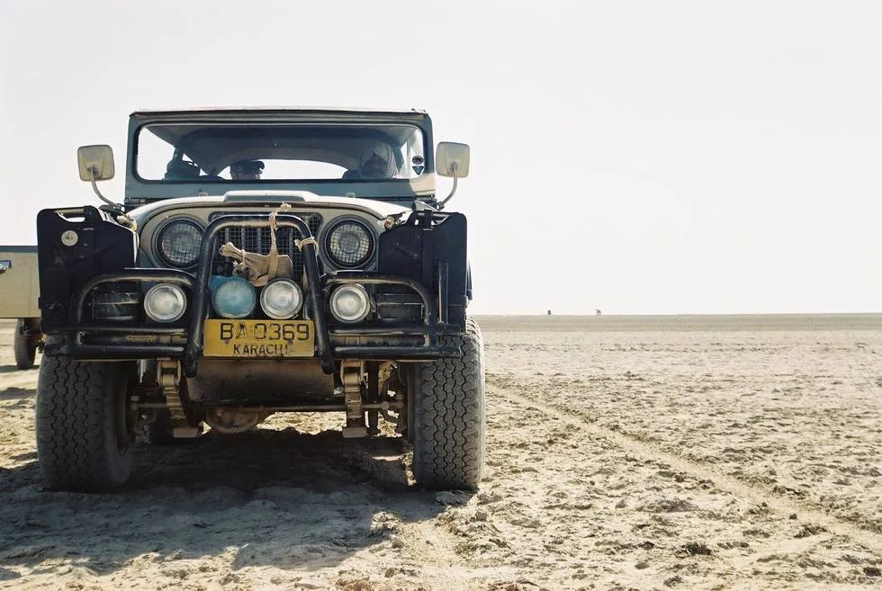 Doc CJ7