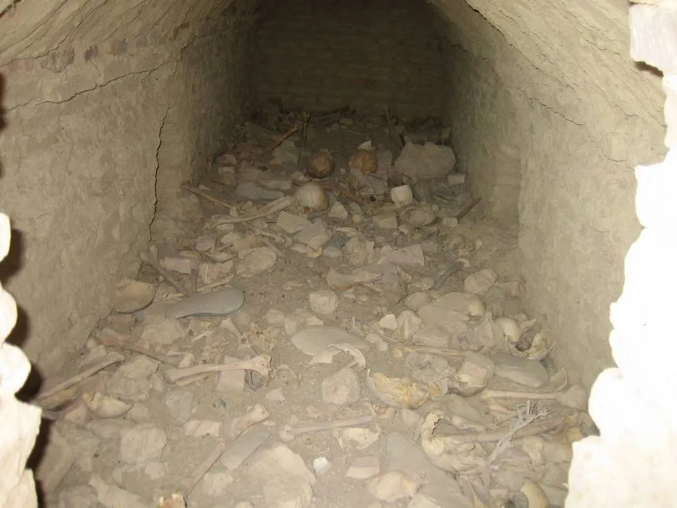 Inside view of one of the levels of a tomb at Galuga