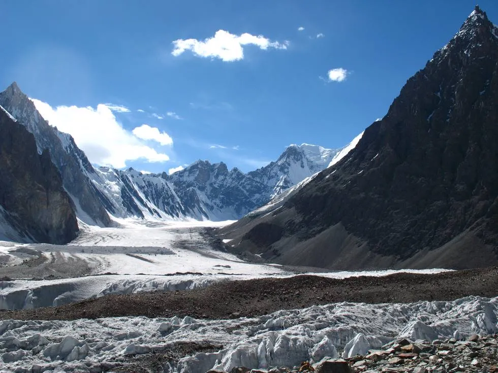 Glacier opposite broad peak