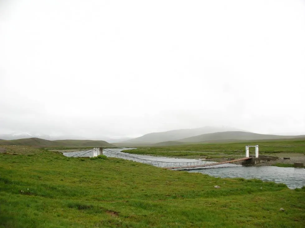 Another view of the bridge at Deosai