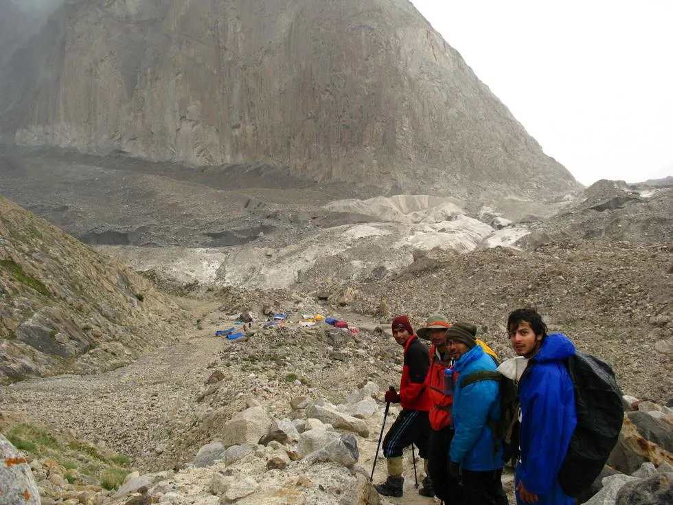 About to arrive at Khoburtse