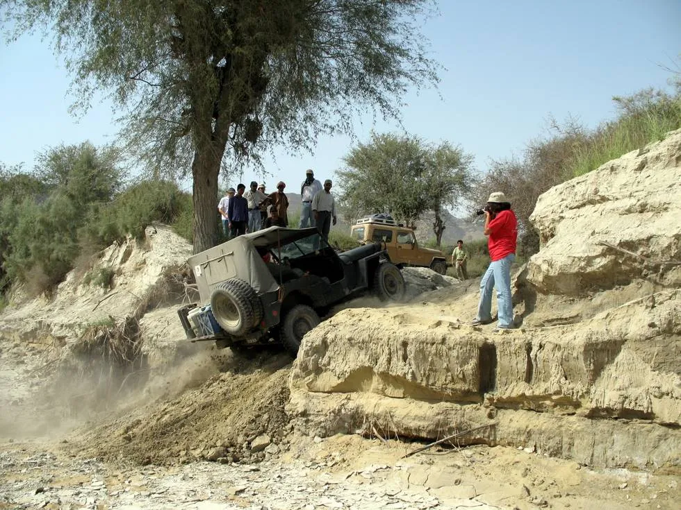 1942 Ford going up a slope