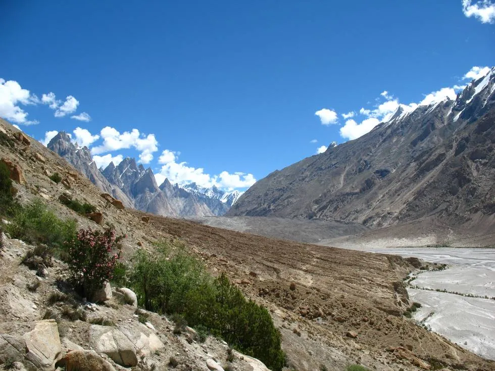 First view of the Baltoro glacier