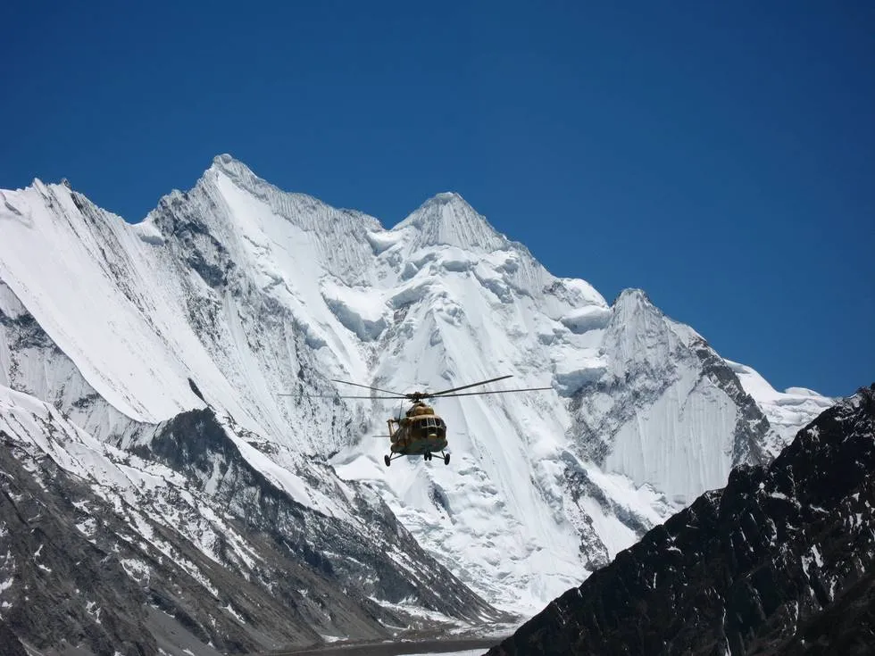 Helicopter heading back from base camp