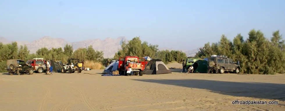 Day 2. Morning at the sandy campsite by the Hingol river.