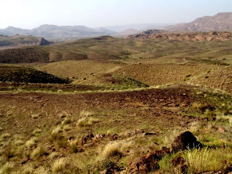 The rolling country of Sorh Valley