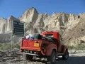 From the Hingol bridge we head for Nani Mandir and then take a right off the track and head towards the Goran Gatti mountain - 4 wheeling starts from here